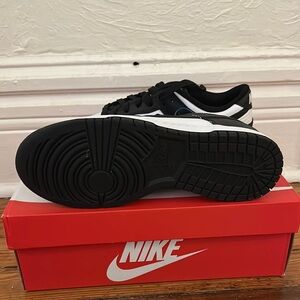 Nike Black and White Sneakers
